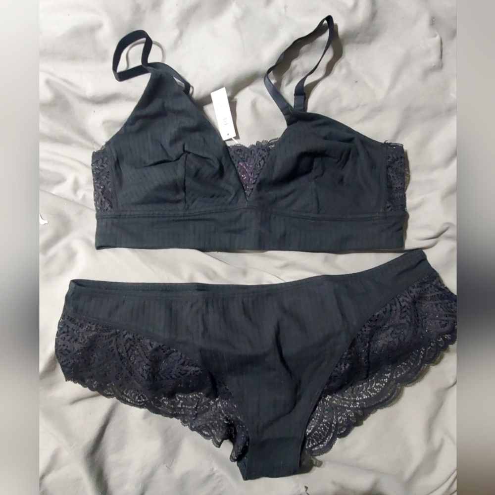 Lace bralette and cheeky panties